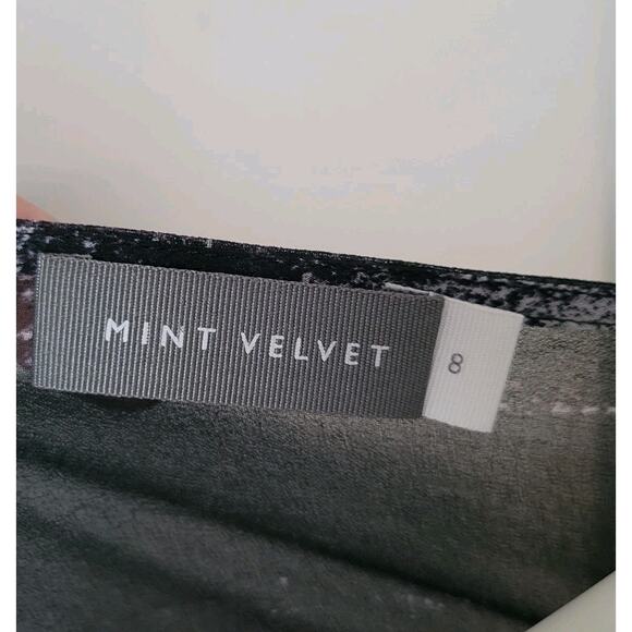 Mint Velvet Womans Sz. 8 Midi Tunic Black/White Roxy Print Chiffon 003013615 - Picture 4 of 7